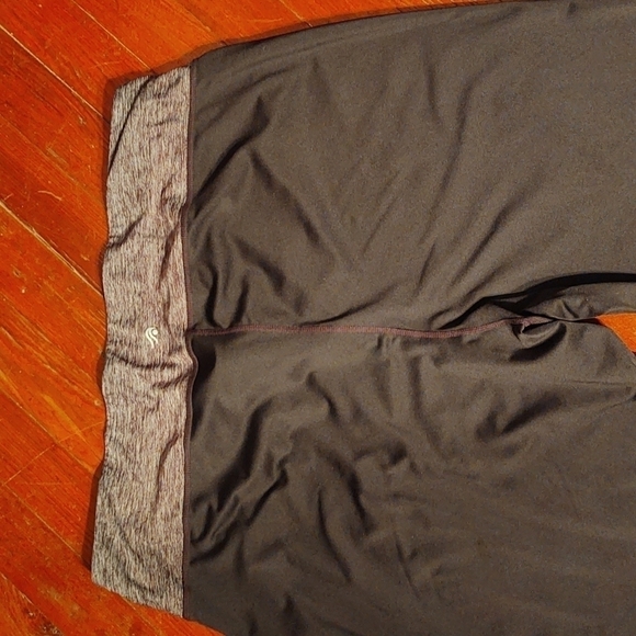 Ideology Cropped Black Leggings with Gray Space Dye Trim Sz 3X - Picture 8 of 10